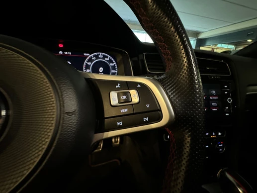 Volkswagen Golf - Afbeelding 15 van 30