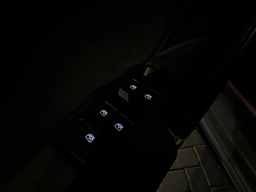 Volkswagen Golf - Afbeelding 18 van 30