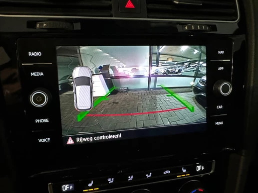 Volkswagen Golf - Afbeelding 26 van 30