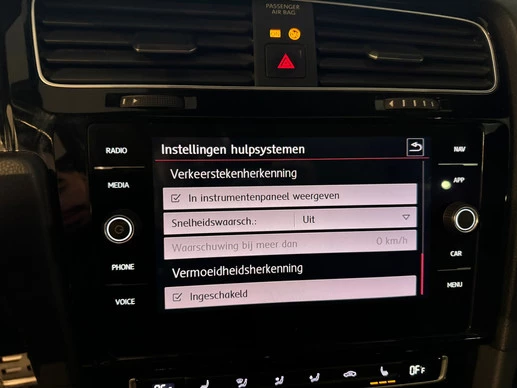 Volkswagen Golf - Afbeelding 29 van 30