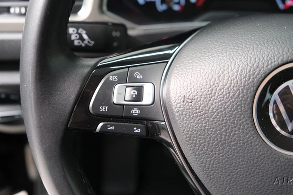 Volkswagen T-Roc - Afbeelding 22 van 28