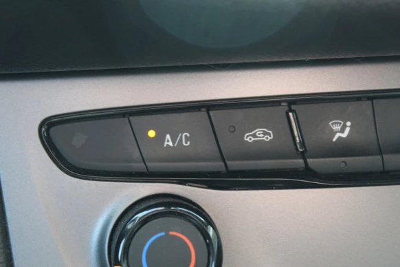 Opel Astra - Afbeelding 15 van 30