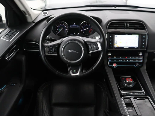 Jaguar F-PACE - Afbeelding 3 van 30