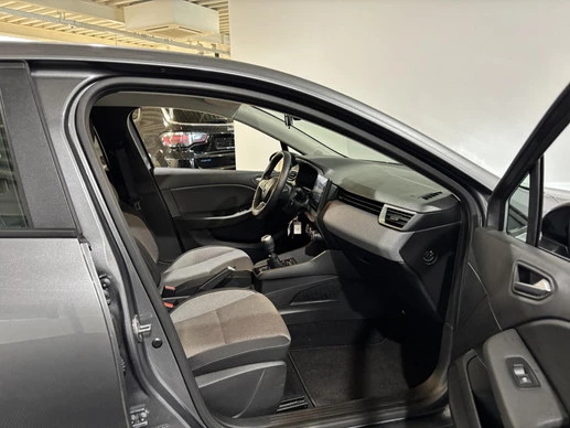 Renault Clio - Afbeelding 18 van 30