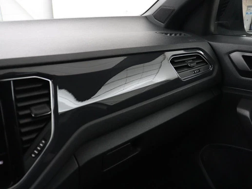 Volkswagen T-Roc - Afbeelding 26 van 30