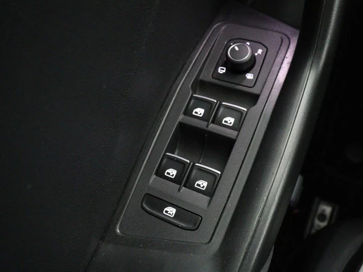 Volkswagen T-Roc - Afbeelding 29 van 30