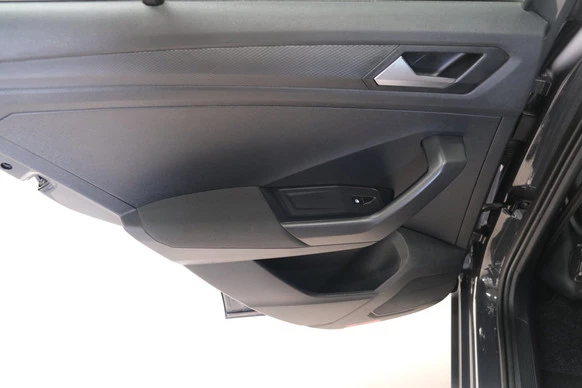 Volkswagen T-Roc - Afbeelding 9 van 30