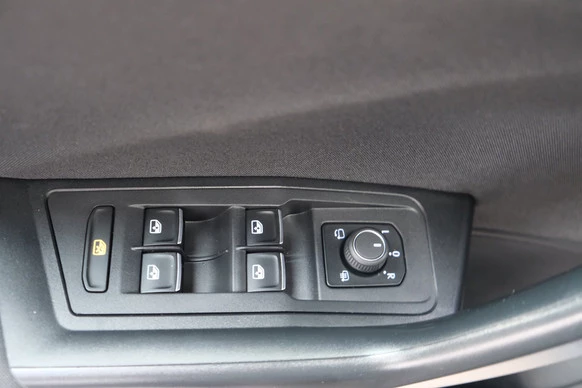 Volkswagen T-Roc - Afbeelding 12 van 30