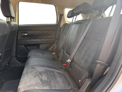 Mitsubishi Outlander - Afbeelding 20 van 21