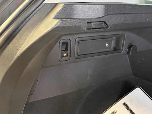 Volkswagen Tiguan - Afbeelding 13 van 30