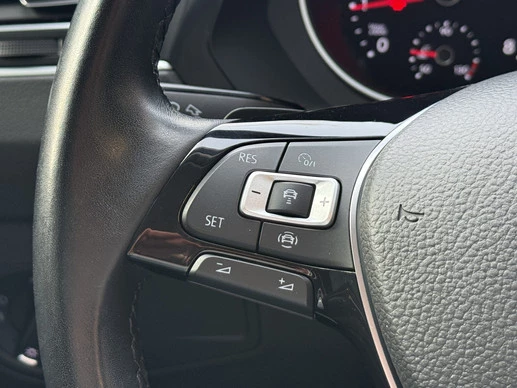 Volkswagen Tiguan - Afbeelding 23 van 30