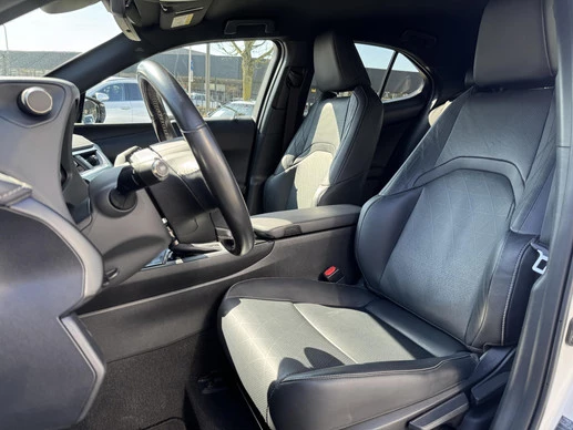Lexus UX - Afbeelding 14 van 30