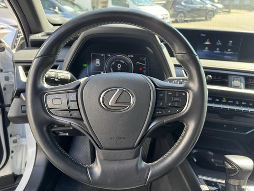 Lexus UX - Afbeelding 16 van 30