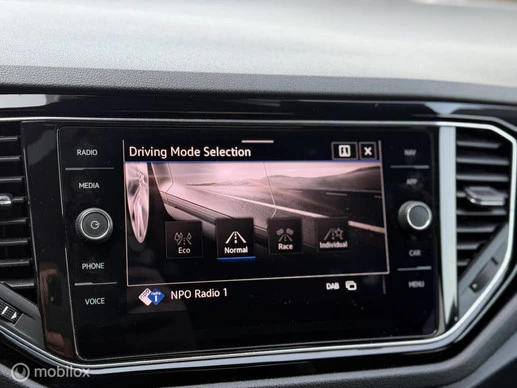 Volkswagen T-Roc - Afbeelding 15 van 29