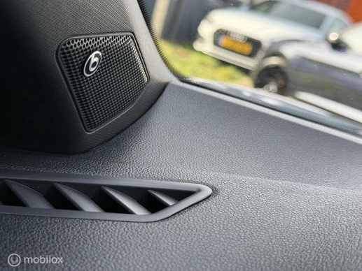 Volkswagen T-Roc - Afbeelding 24 van 29