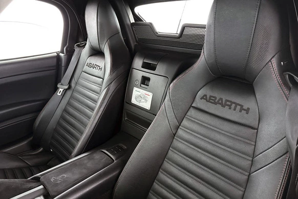 Abarth 124 Spider - Afbeelding 8 van 30