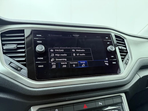 Volkswagen T-Roc - Afbeelding 12 van 30
