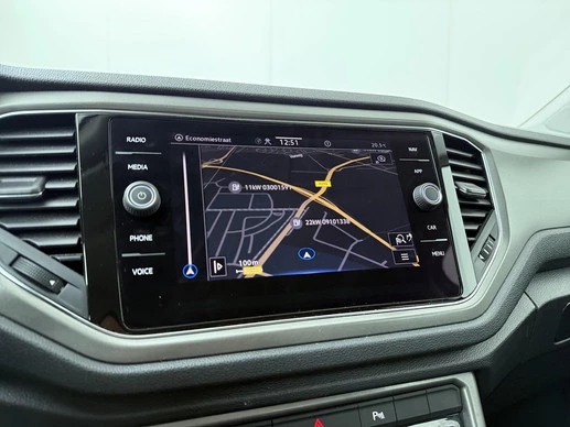 Volkswagen T-Roc - Afbeelding 14 van 30