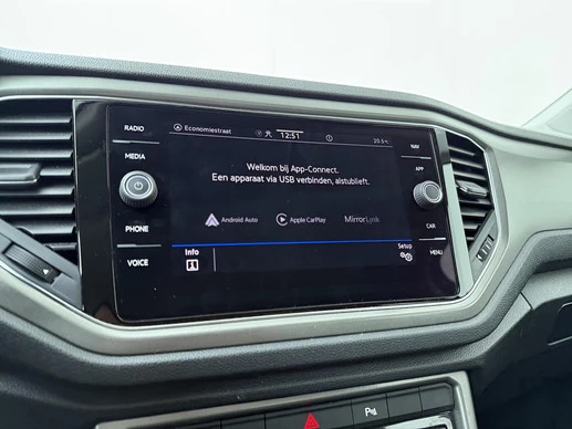 Volkswagen T-Roc - Afbeelding 15 van 30