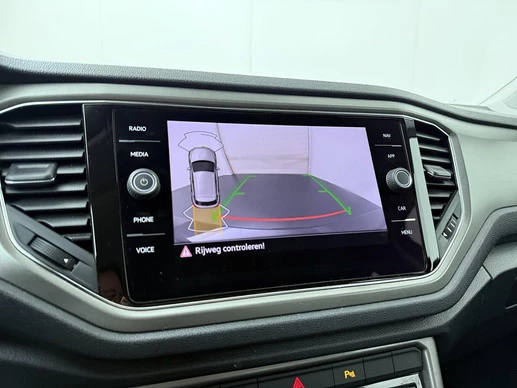 Volkswagen T-Roc - Afbeelding 18 van 30