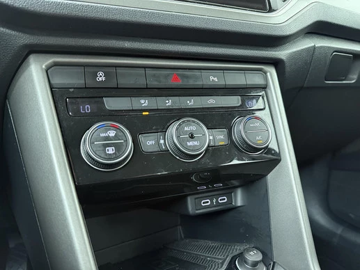 Volkswagen T-Roc - Afbeelding 19 van 30