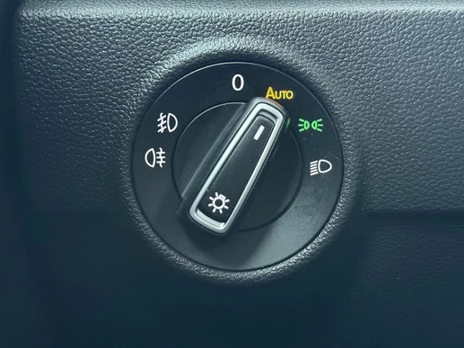 Volkswagen T-Roc - Afbeelding 25 van 30