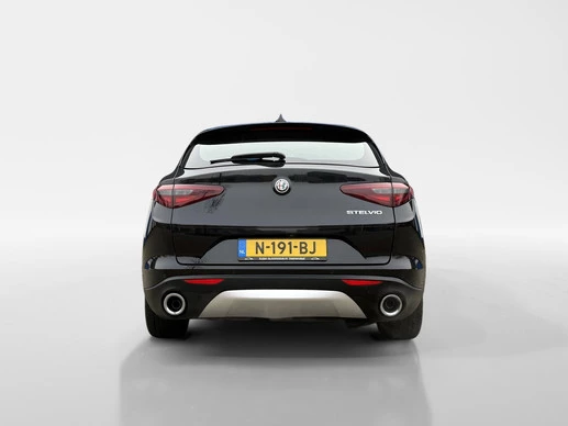 Alfa Romeo Stelvio - Afbeelding 7 van 21