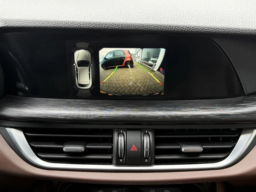 Alfa Romeo Stelvio - Afbeelding 16 van 21