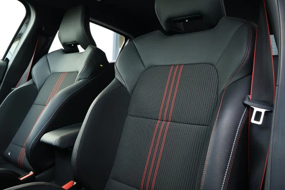 Renault Clio - Afbeelding 12 van 30