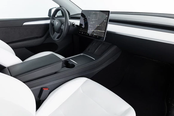 Tesla Model Y - Afbeelding 4 van 30