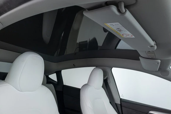Tesla Model Y - Afbeelding 6 van 30