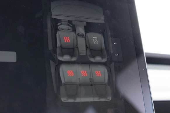 Tesla Model Y - Afbeelding 16 van 30