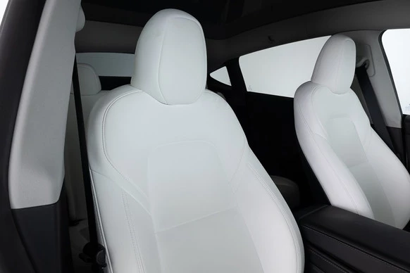 Tesla Model Y - Afbeelding 5 van 30