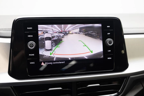 Volkswagen T-Roc - Afbeelding 14 van 28