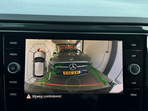 Volkswagen T-Roc - Afbeelding 22 van 30