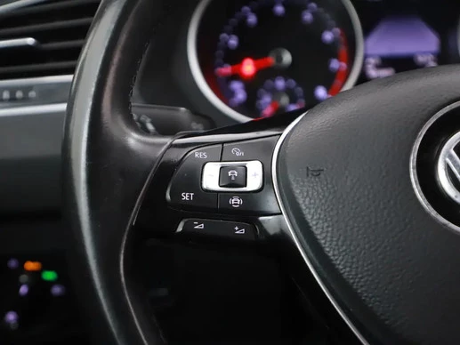 Volkswagen Tiguan - Afbeelding 27 van 30