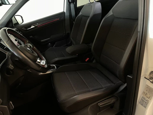 Volkswagen T-Roc - Afbeelding 19 van 30