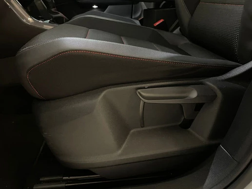 Volkswagen T-Roc - Afbeelding 20 van 30