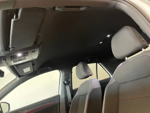 Volkswagen T-Roc - Afbeelding 22 van 30