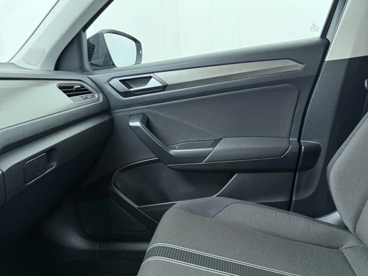 Volkswagen T-Roc - Afbeelding 21 van 30