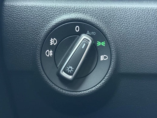 Volkswagen T-Roc - Afbeelding 22 van 30