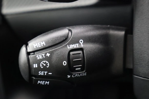 Peugeot 208 - Afbeelding 11 van 30