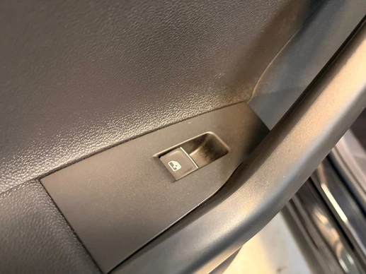 Volkswagen Polo - Afbeelding 25 van 30