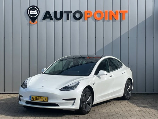 Tesla Model 3 - Afbeelding 1 van 28