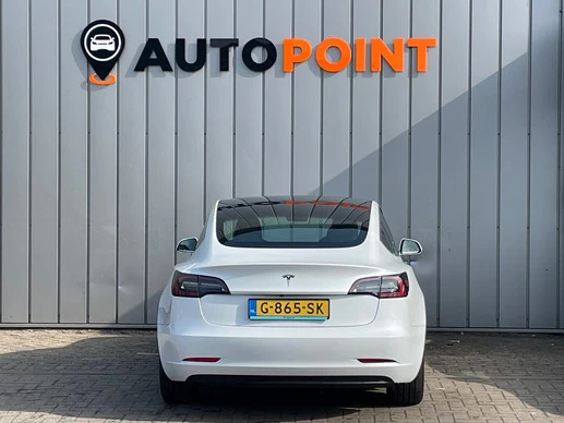 Tesla Model 3 - Afbeelding 5 van 28