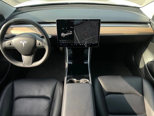 Tesla Model 3 - Afbeelding 7 van 28