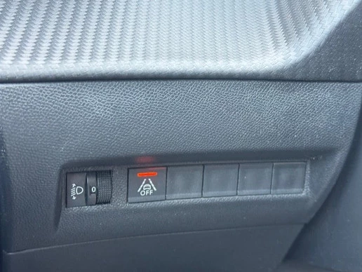 Peugeot 2008 - Afbeelding 22 van 27