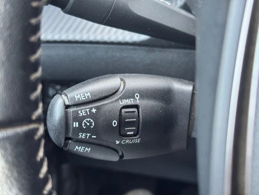 Peugeot 2008 - Afbeelding 25 van 27