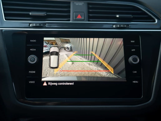 Volkswagen Tiguan - Afbeelding 13 van 30