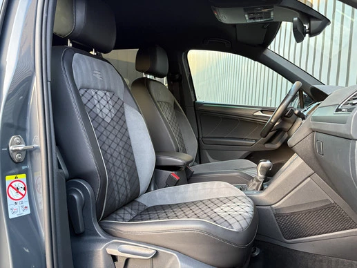 Volkswagen Tiguan - Afbeelding 18 van 30
